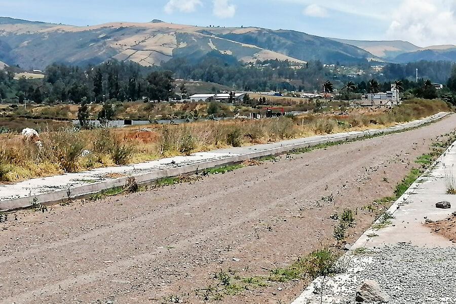 Bienes Raíces Mitad del Mundo